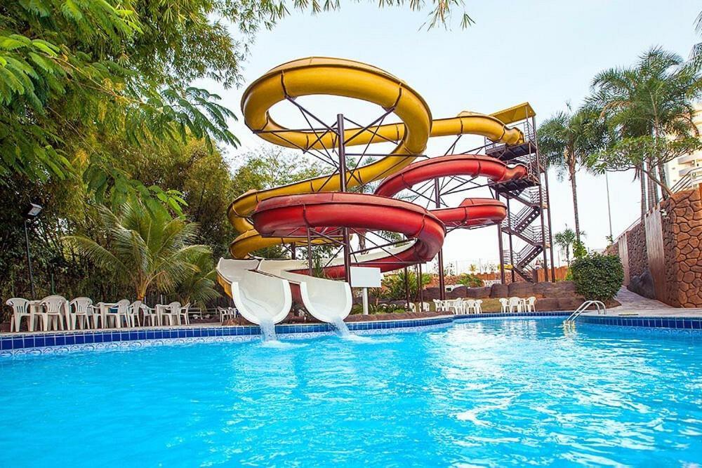 Golden Dolphin Express 403 Hotel Калдас Новас Екстериор снимка
