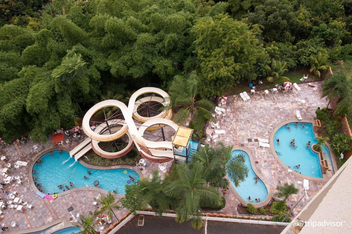 Golden Dolphin Express 403 Hotel Калдас Новас Екстериор снимка