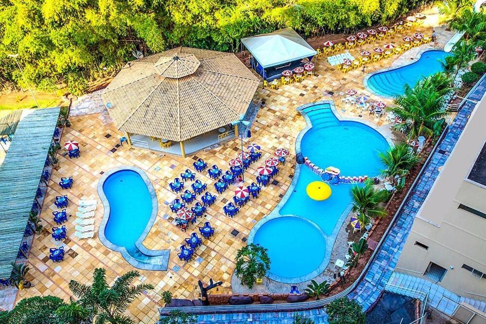 Golden Dolphin Express 403 Hotel Калдас Новас Екстериор снимка